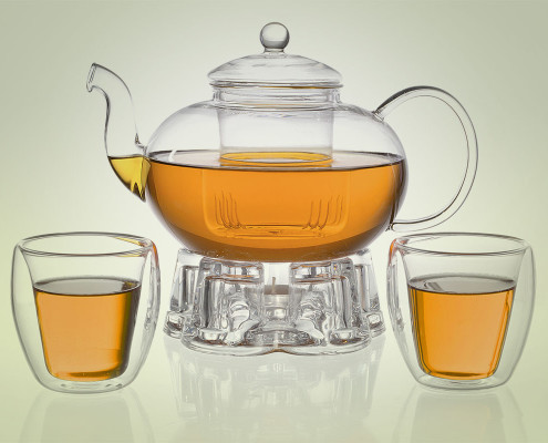 Teekanne aus Glas 1,8 Liter mit Teebechern und Stövchen aus Glas