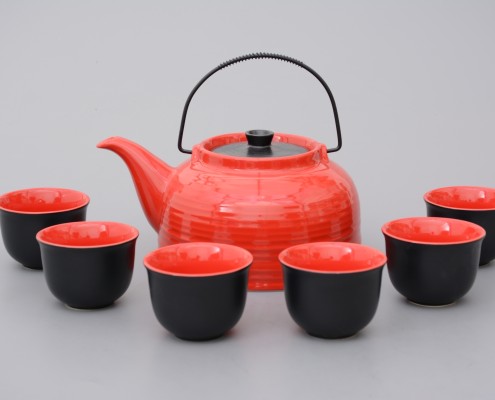 Teekanne aus Porzellan 1,5 Liter mit Teecups